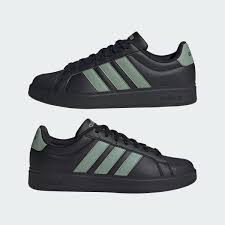 ADIDAS STREETTALK
